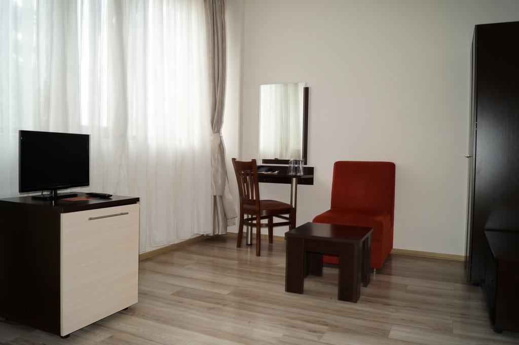 Hotel Kardjali Kyrdżali Zewnętrze zdjęcie